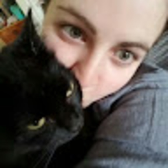 Meet your Posher, Katherine - Picture 1 of 1